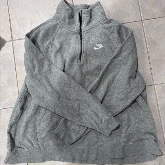 Nike Heather Gray Half-Zip Sweatshirt - Picture 1 of 2